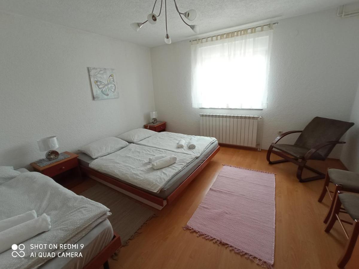 Gospić Apartment Lika מראה חיצוני תמונה
